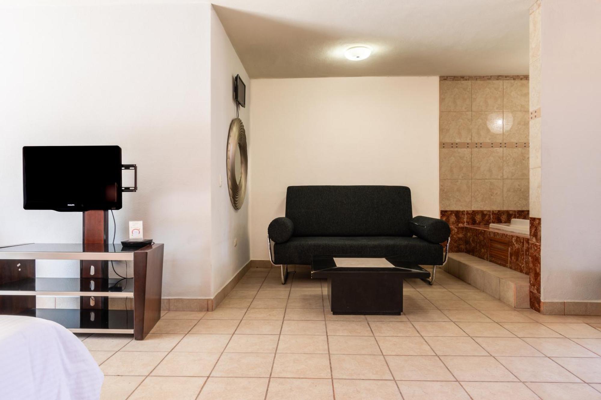 Atotonilco Hotel & Club Екстер'єр фото